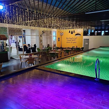 Khas Makassar Hotel Luaran gambar