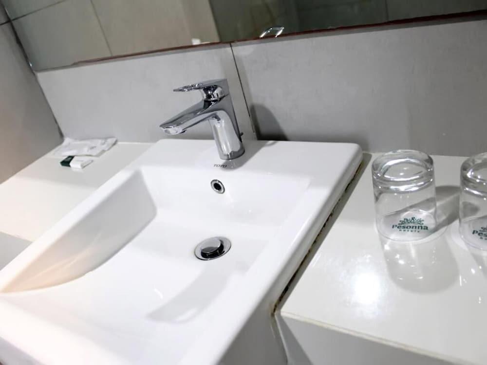 Khas Makassar Hotel Luaran gambar