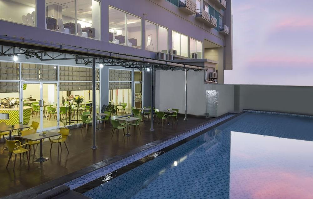 Khas Makassar Hotel Luaran gambar